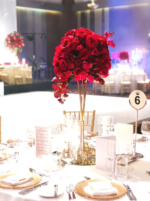silkfloral_red_centrepiece_redfloral
